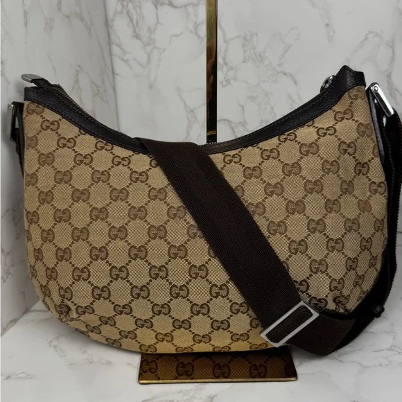 Gucci HalfMoon Brown Crossbody Bag - Picture 3 of 16